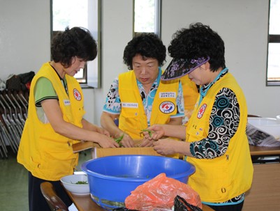 (2009.09.02)밑반찬사업-서림적십자봉사회+청도JC