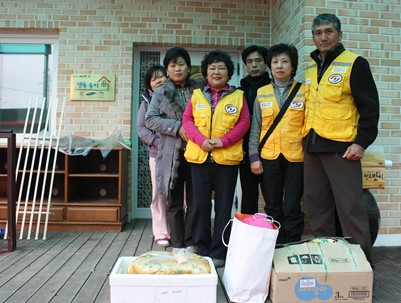 (2009.12.16)매전적십자봉사회 물김치 나눔봉사