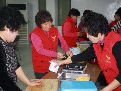 (2010.12.24)밑반찬-농협후원으로실시농협후원으로실시