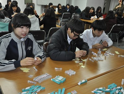 (2013.10.30)모계고4-H반동아리 쳅스틱만들기