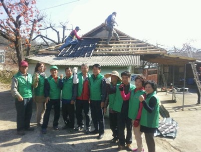 (2015.11.03)매전면 새마을3단체 집수리봉사