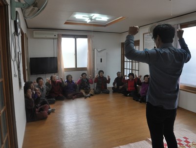 (2016.02.23)한국비전교육학원-웃음치료-매전면 관하1리+오복노인의집