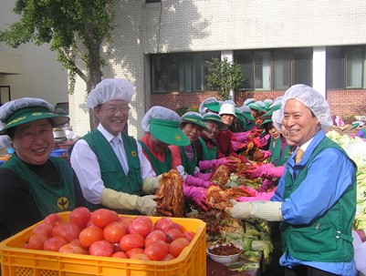 (2008.11.06)새마을 감홍시와 함께 하는 사랑의 김장나누기
