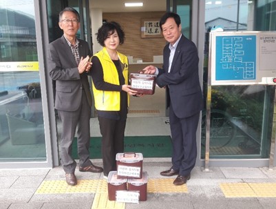 (2019.10.18)한국교육비전학원 김치 복지시설 나눔
