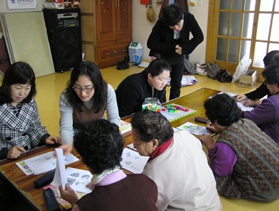 (2009.03.03)경로당 한글교실